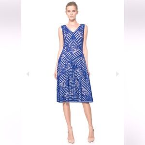 TADASHI SHOJI  royal blue V-neck lace midi formal evening dress size 4